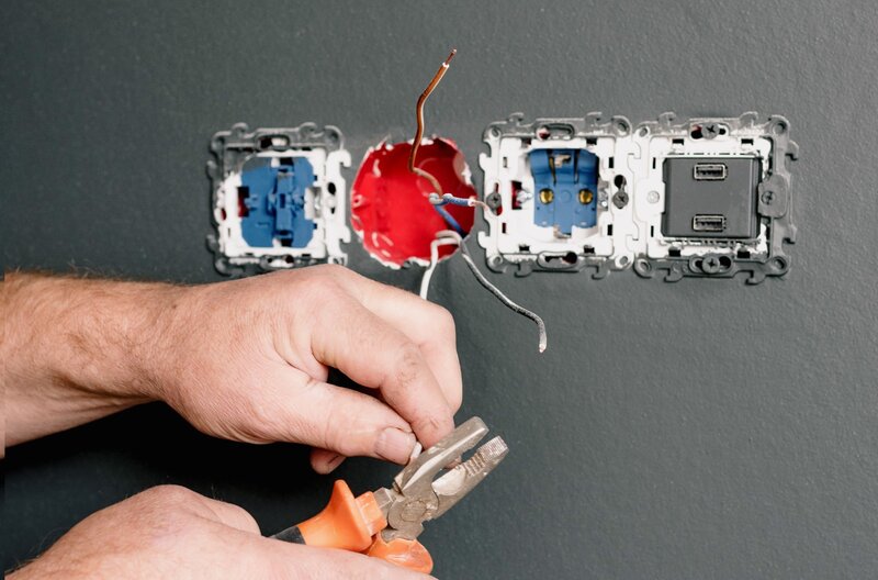 Servicii Electrice, Sanitare si Termice – Rapid si Profesionist!